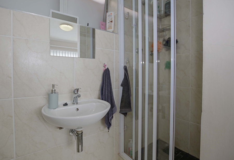 3 Bedroom Property for Sale in Table View Western Cape
